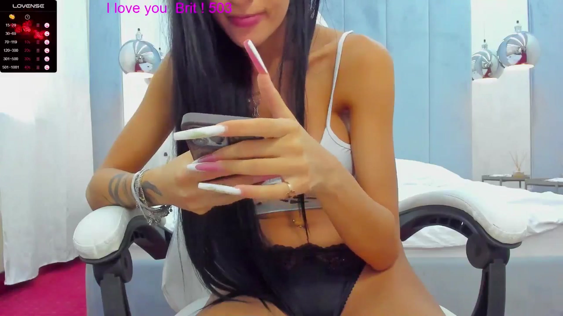 Gallery image thumbnail from Britney_Charm's myfreecams stream on, 08/09/2024, 11:58 image 19 of 20
