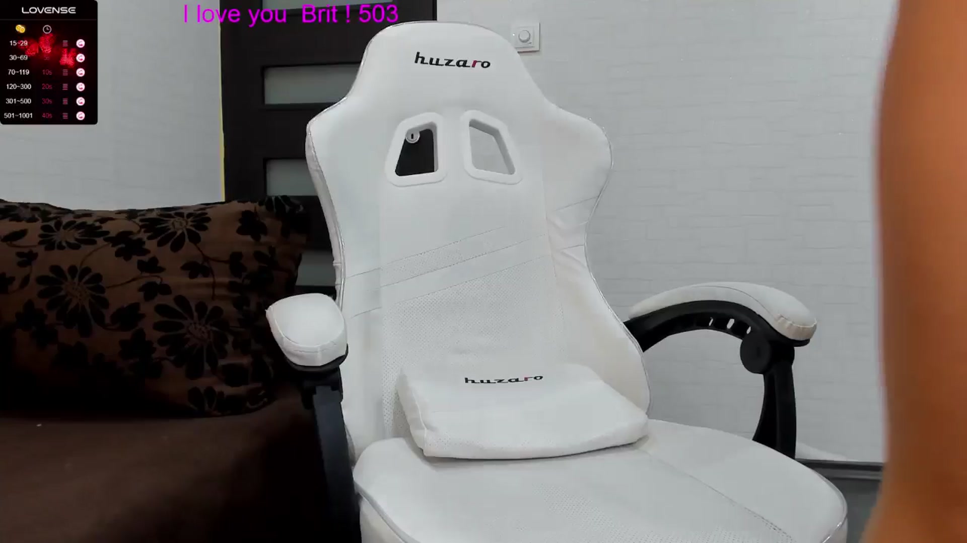 Gallery image thumbnail from Britney_Charm's myfreecams stream on, 08/21/2024, 09:59 image 11 of 20