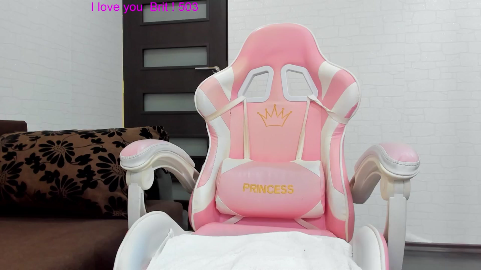 Gallery image thumbnail from Britney_Charm's myfreecams stream on, 09/26/2024, 08:19 image 2 of 20