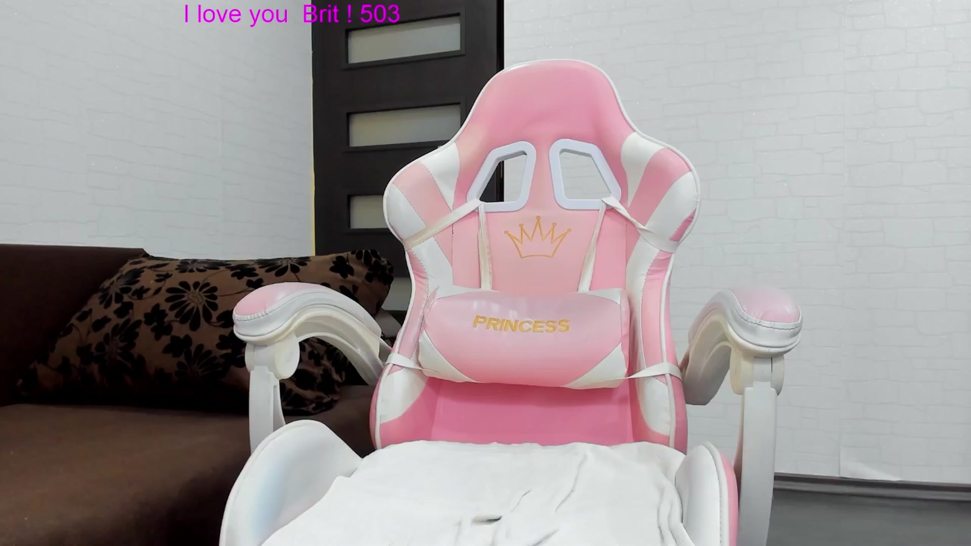 Gallery image thumbnail from Britney_Charm's myfreecams stream on, 10/04/2024, 07:49 image 7 of 20