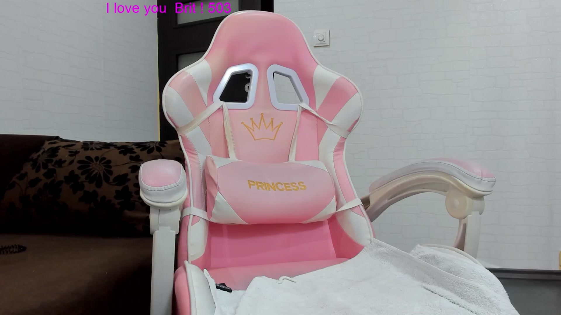Gallery image thumbnail from Britney_Charm's myfreecams stream on, 10/09/2024, 08:30 image 11 of 20