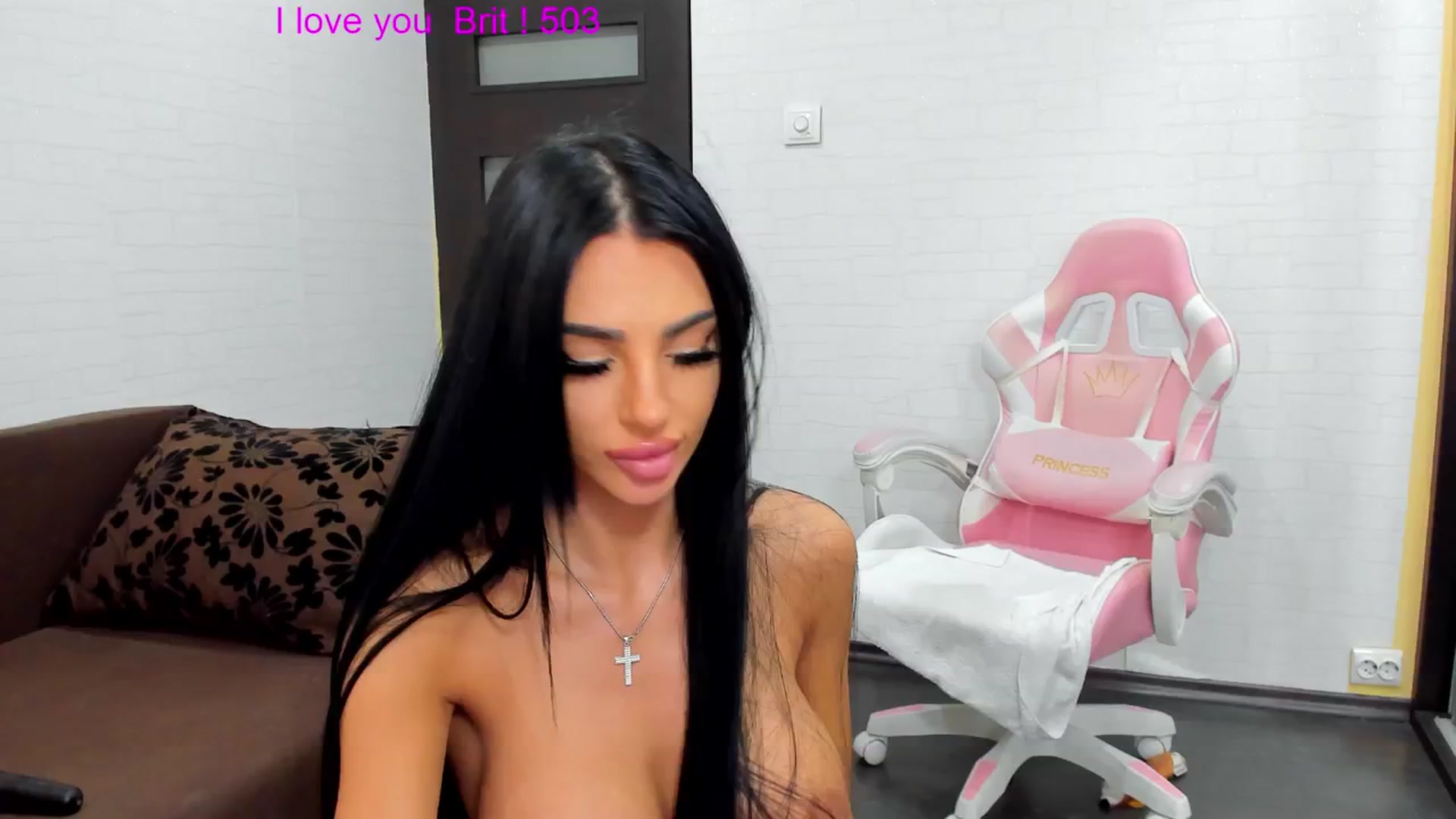 Gallery image thumbnail from Britney_Charm's myfreecams stream on, 10/20/2024, 07:44 image 19 of 20