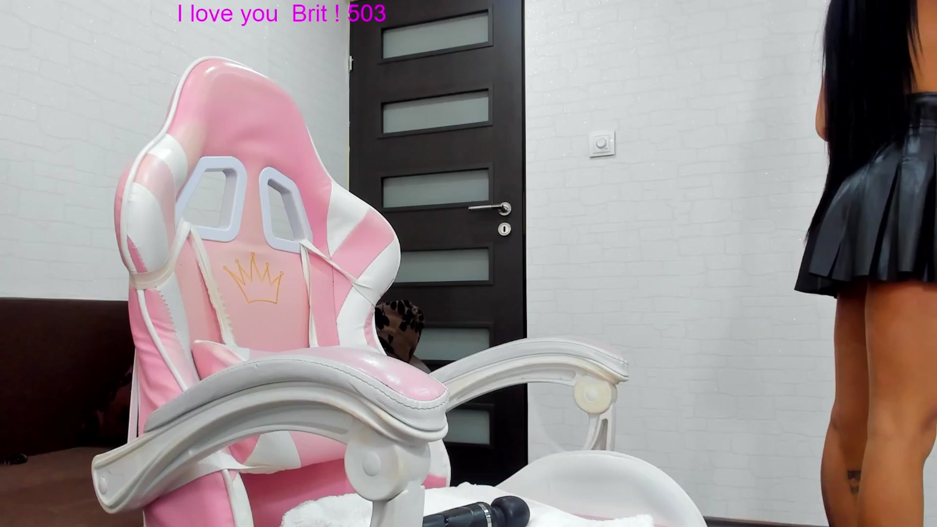 Gallery image thumbnail from Britney_Charm's myfreecams stream on, 10/20/2024, 10:44 image 4 of 20