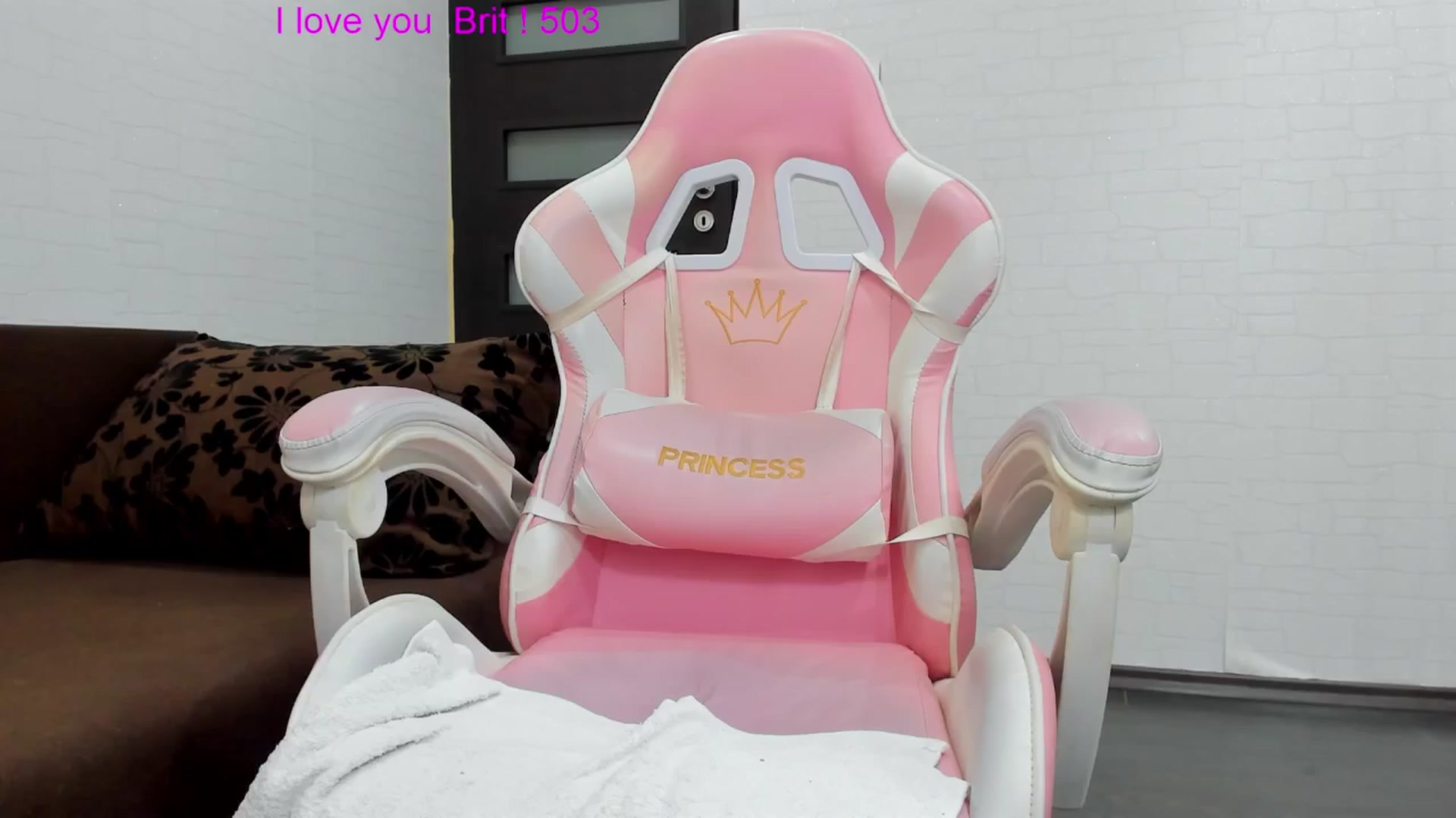 Gallery image thumbnail from Britney_Charm's myfreecams stream on, 10/21/2024, 09:10 image 3 of 20