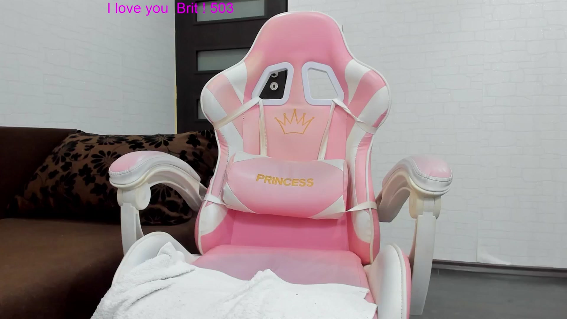 Gallery image thumbnail from Britney_Charm's myfreecams stream on, 10/21/2024, 09:10 image 4 of 20