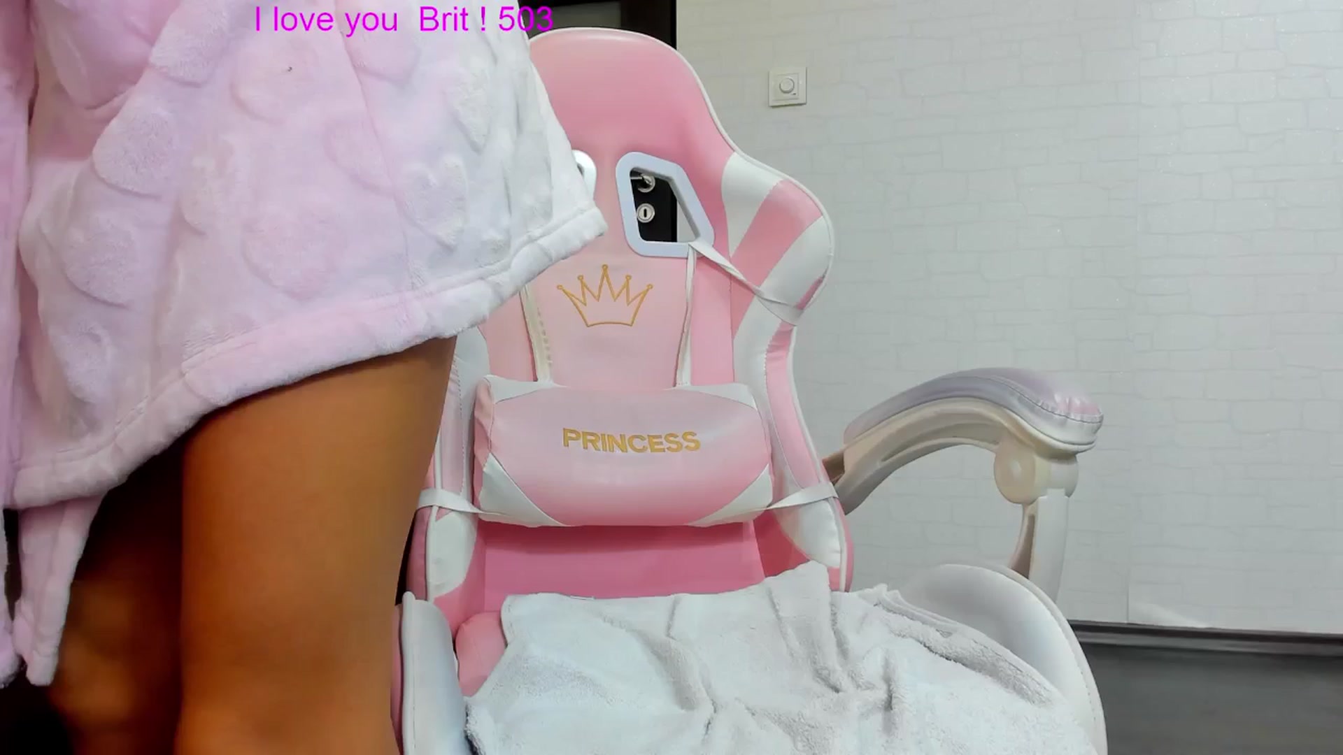 Gallery image thumbnail from Britney_Charm's myfreecams stream on, 11/01/2024, 10:20 image 4 of 20