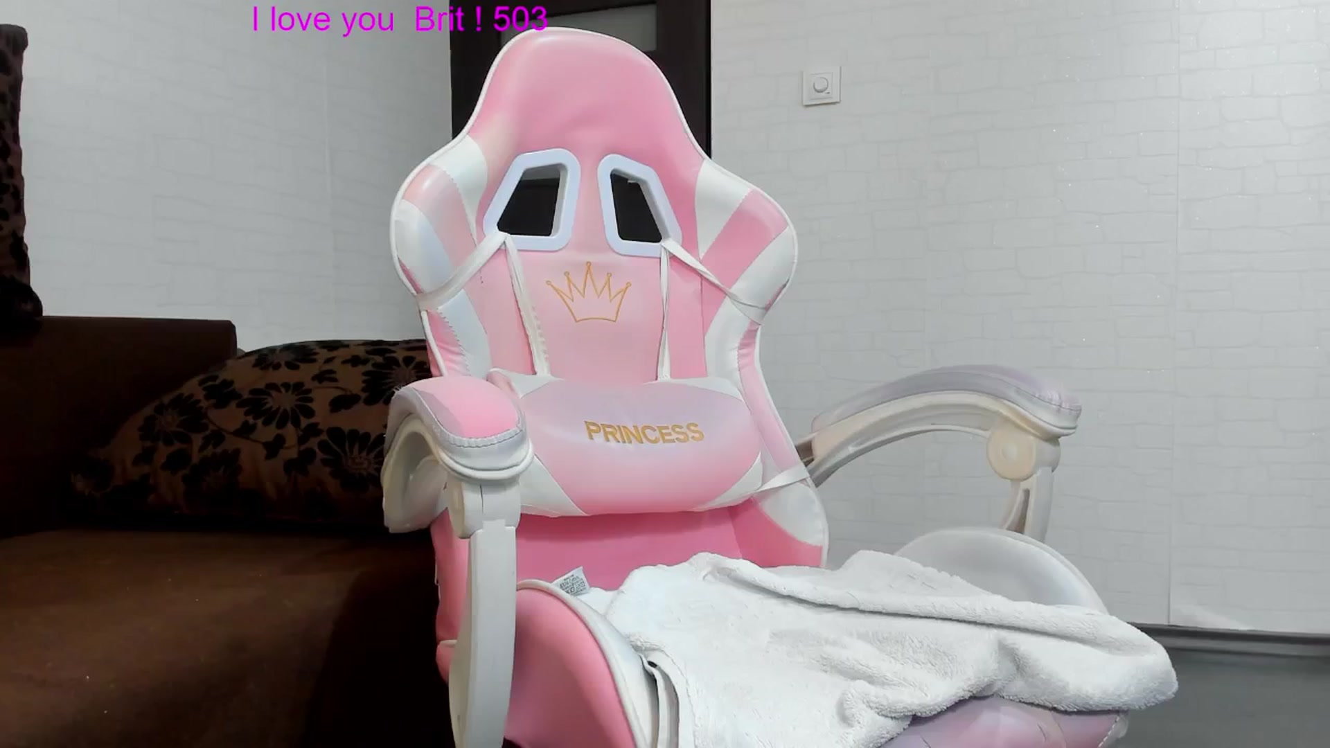 Gallery image thumbnail from Britney_Charm's myfreecams stream on, 11/08/2024, 09:55 image 7 of 20