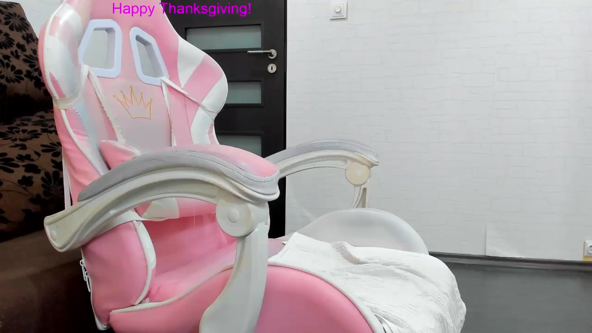 Gallery image thumbnail from Britney_Charm's myfreecams stream on, 11/29/2024, 11:16 image 9 of 20