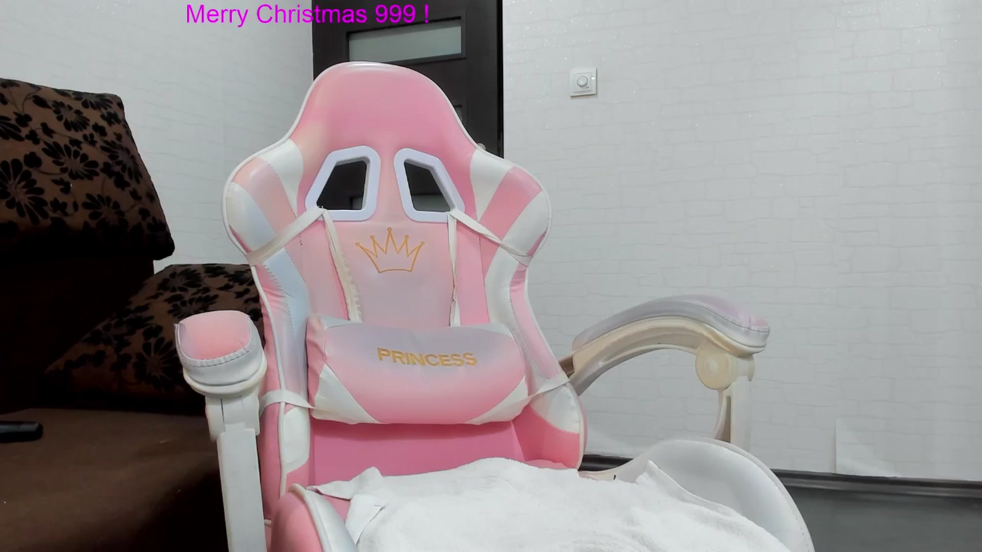 Gallery image thumbnail from Britney_Charm's myfreecams stream on, 01/07/2025, 08:36 image 11 of 20