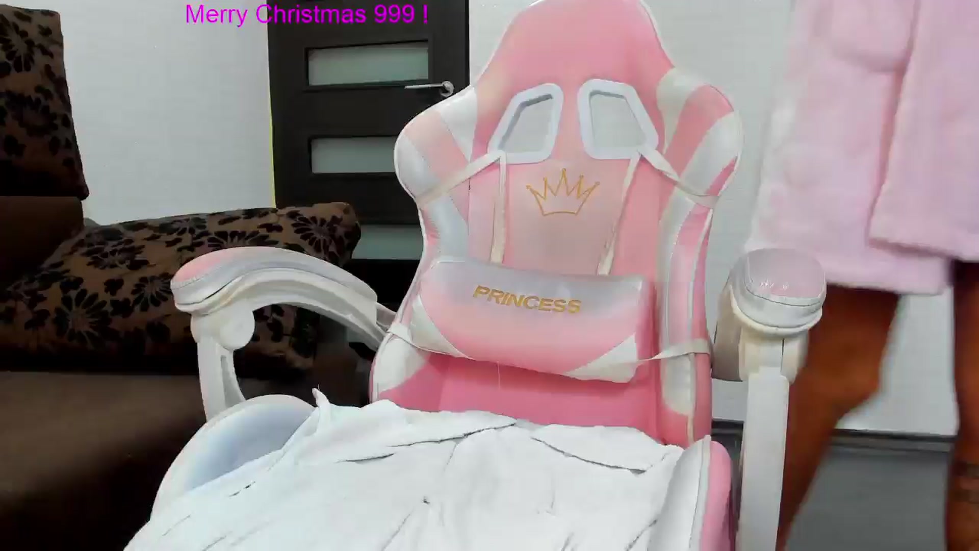Gallery image thumbnail from Britney_Charm's myfreecams stream on, 01/11/2025, 11:36 image 12 of 20
