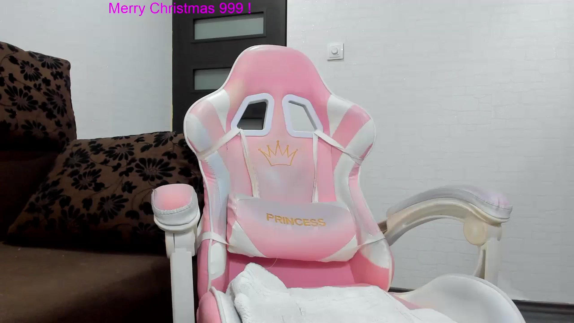 Gallery image thumbnail from Britney_Charm's myfreecams stream on, 01/15/2025, 08:49 image 9 of 20