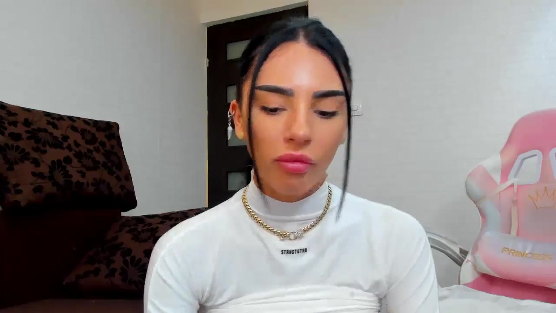 Gallery image thumbnail from Britney_Charm's myfreecams stream on, 03/27/2025, 10:44 image 2 of 20