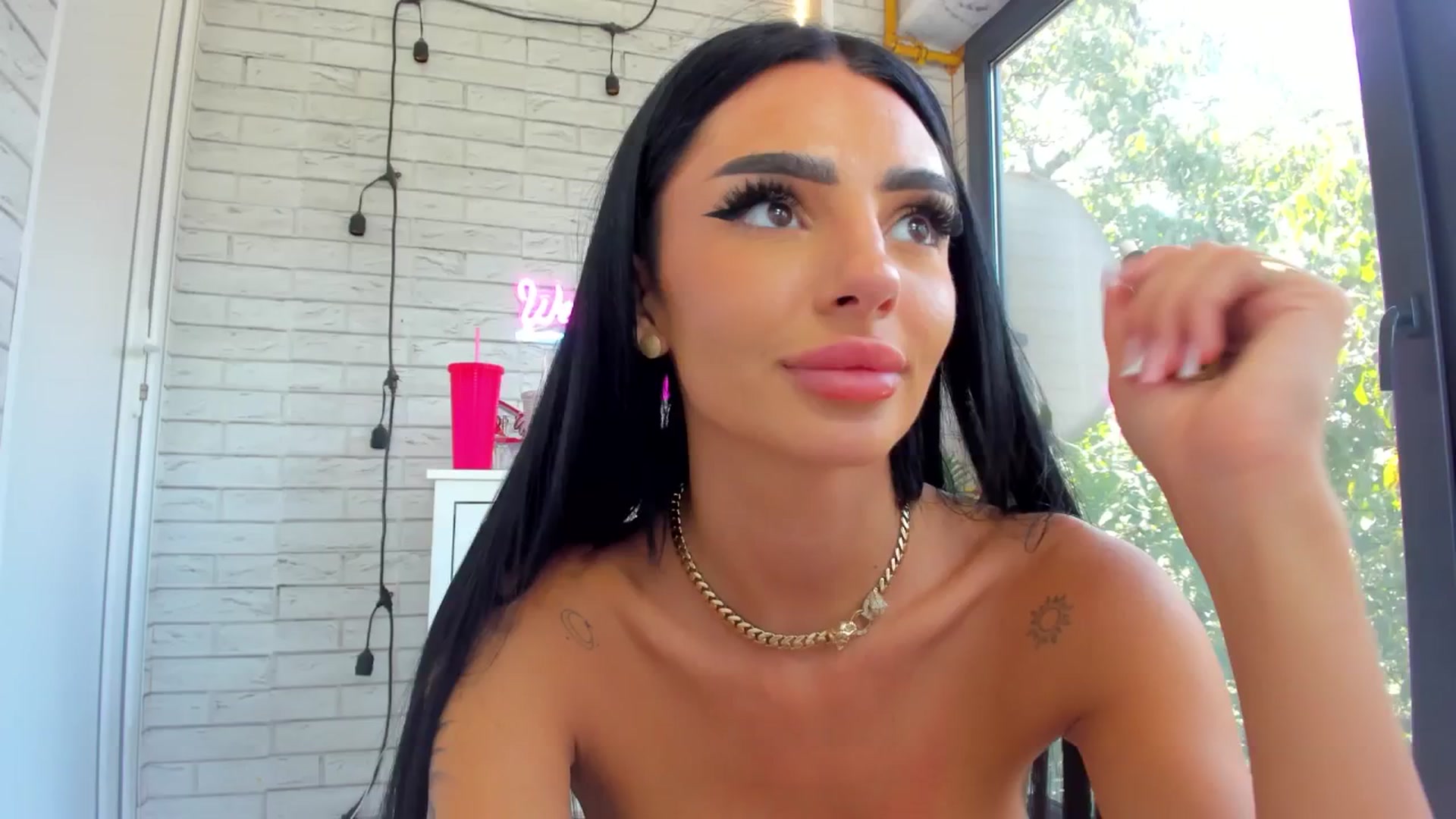 Gallery image thumbnail from Britney_Charm's myfreecams stream on, 07/19/2025, 11:57 image 11 of 20