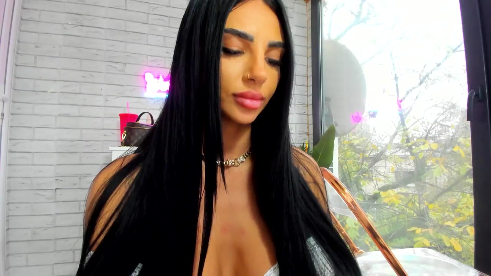 Gallery image thumbnail from Britney_Charm's myfreecams stream on, 11/08/2025, 12:19 image 17 of 20