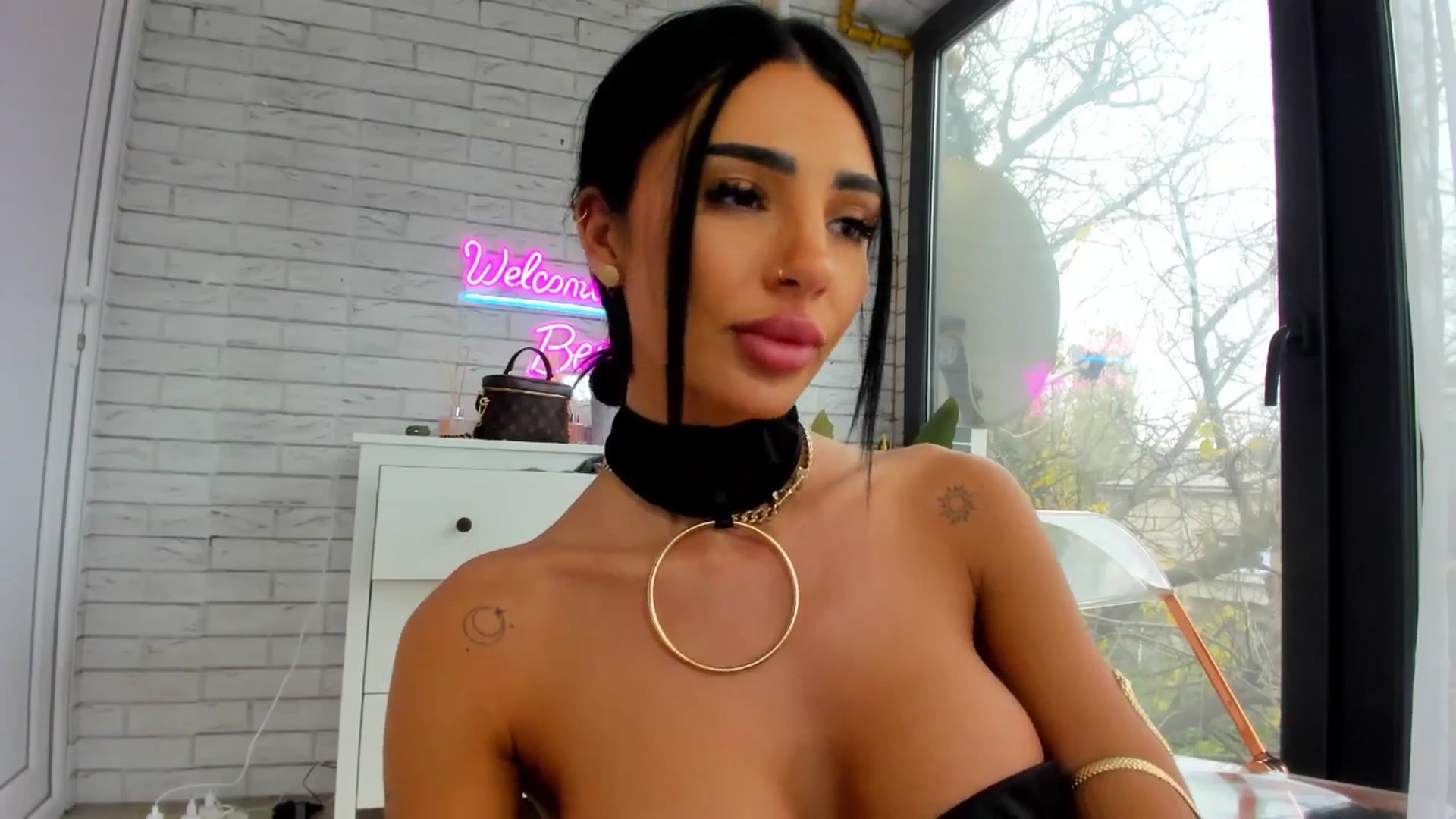 Gallery image thumbnail from Britney_Charm's myfreecams stream on, 11/14/2025, 12:07 image 11 of 20