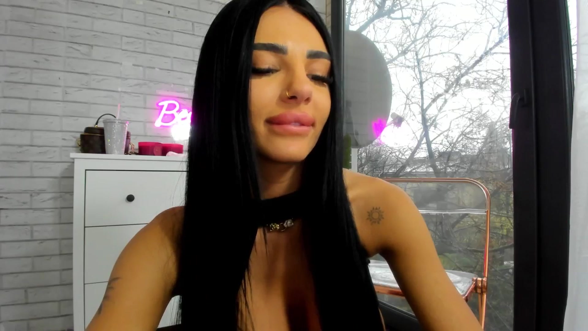 Gallery image thumbnail from Britney_Charm's myfreecams stream on, 11/29/2025, 12:45 image 18 of 20