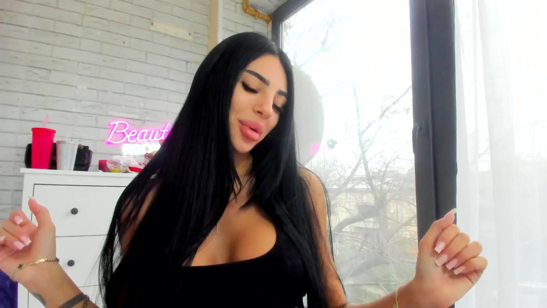 Gallery image thumbnail from Britney_Charm's myfreecams stream on, 12/12/2025, 12:10 image 1 of 20