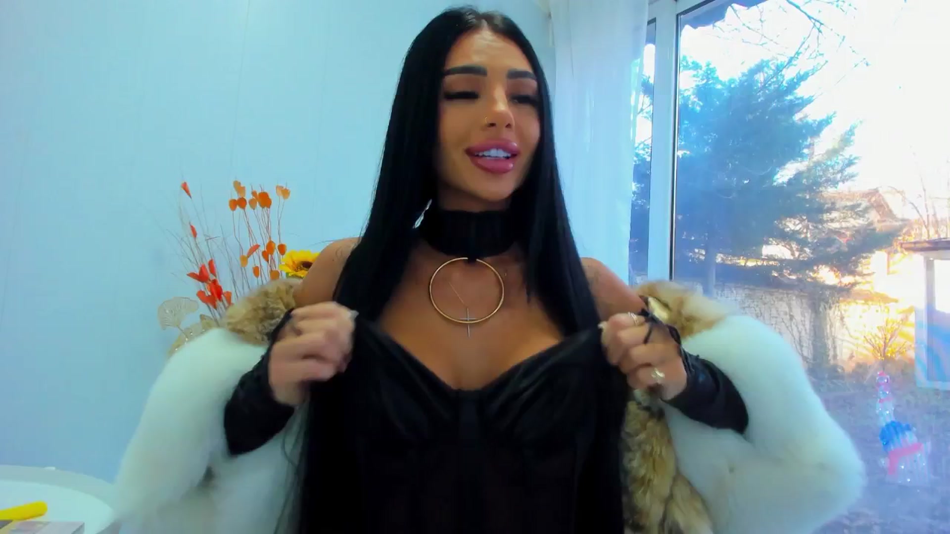 Gallery image thumbnail from Britney_Charm's myfreecams stream on, 12/30/2025, 07:50 image 14 of 20