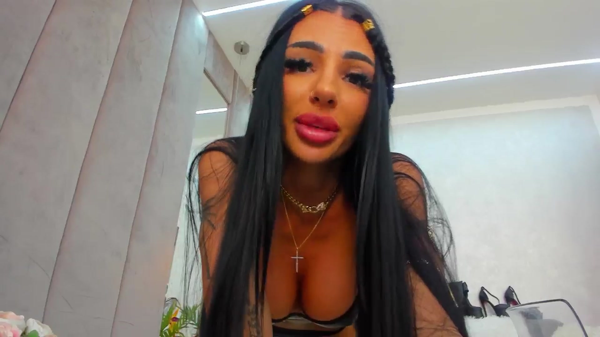 Gallery image thumbnail from Britney_Charm's myfreecams stream on, 03/18/2026, 11:25 image 7 of 20