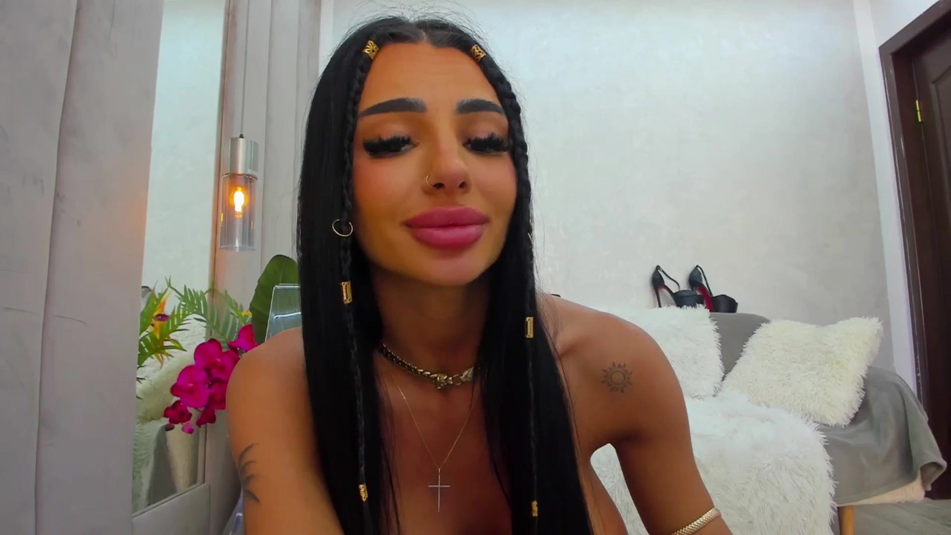 Gallery image thumbnail from Britney_Charm's myfreecams stream on, 03/20/2026, 11:16 image 14 of 20