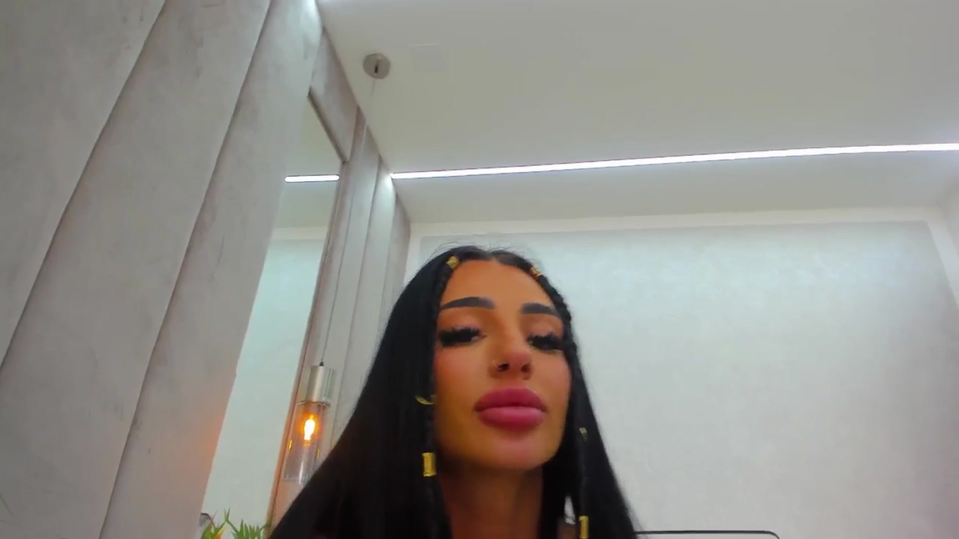 Gallery image thumbnail from Britney_Charm's myfreecams stream on, 03/20/2026, 11:16 image 16 of 20