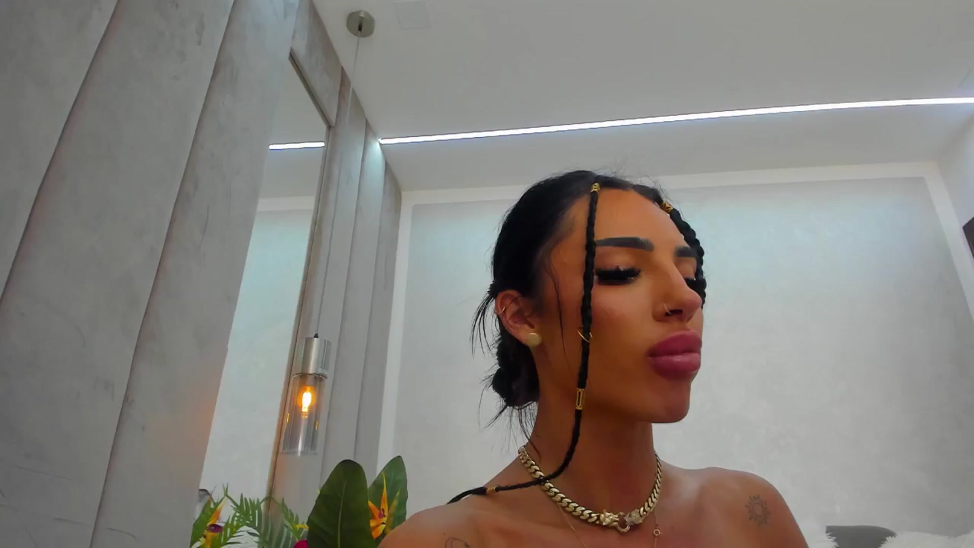 Gallery image thumbnail from Britney_Charm's myfreecams stream on, 03/20/2026, 12:54 image 1 of 20