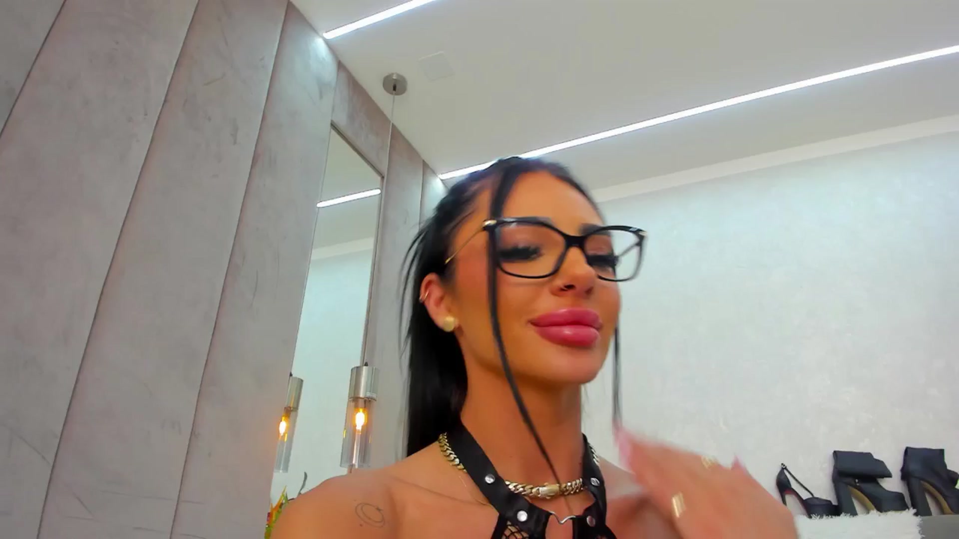 Gallery image thumbnail from Britney_Charm's myfreecams stream on, 03/21/2026, 10:43 image 16 of 20