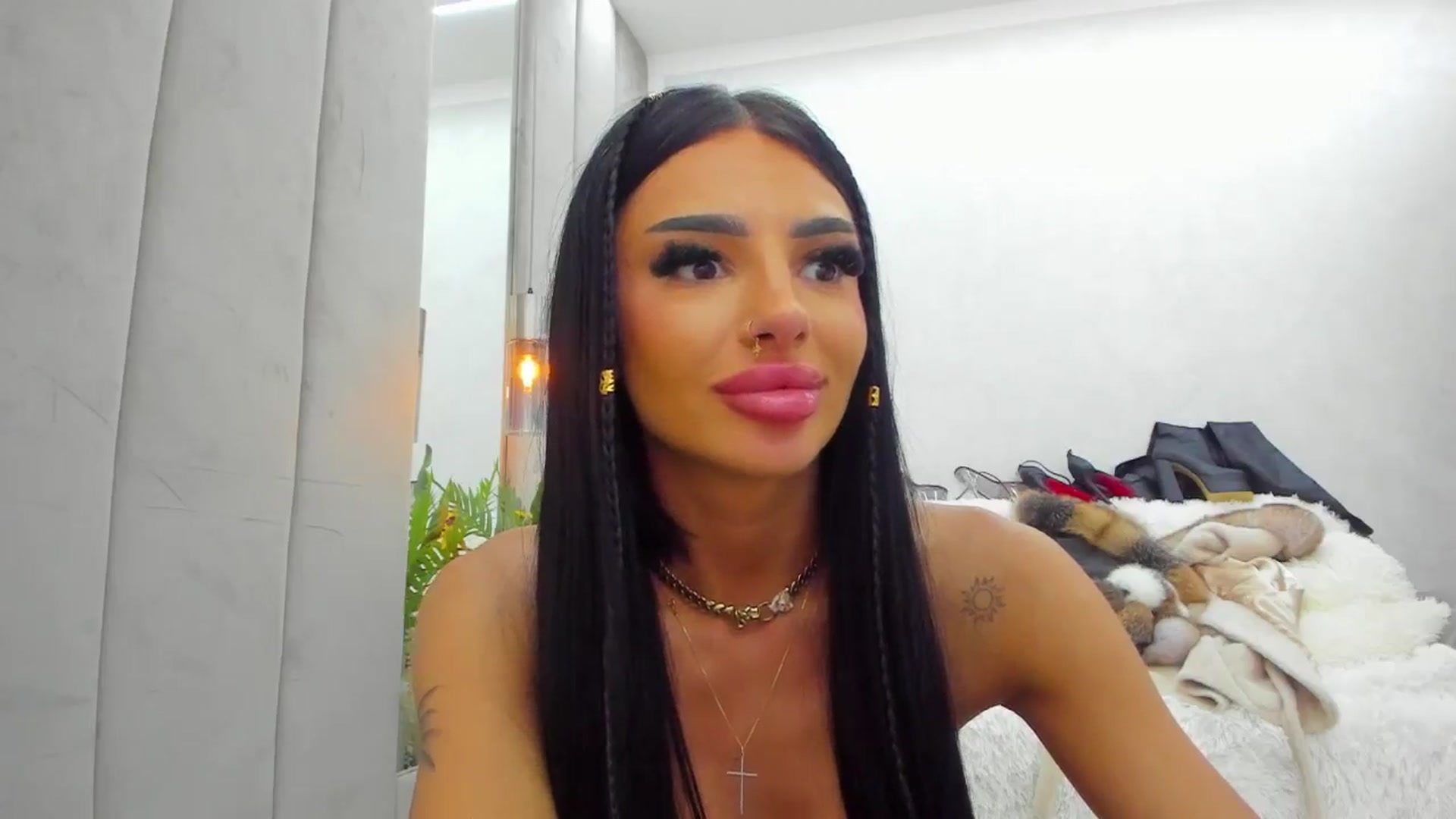 Gallery image thumbnail from Britney_Charm's myfreecams stream on, 03/28/2026, 11:58 image 16 of 20