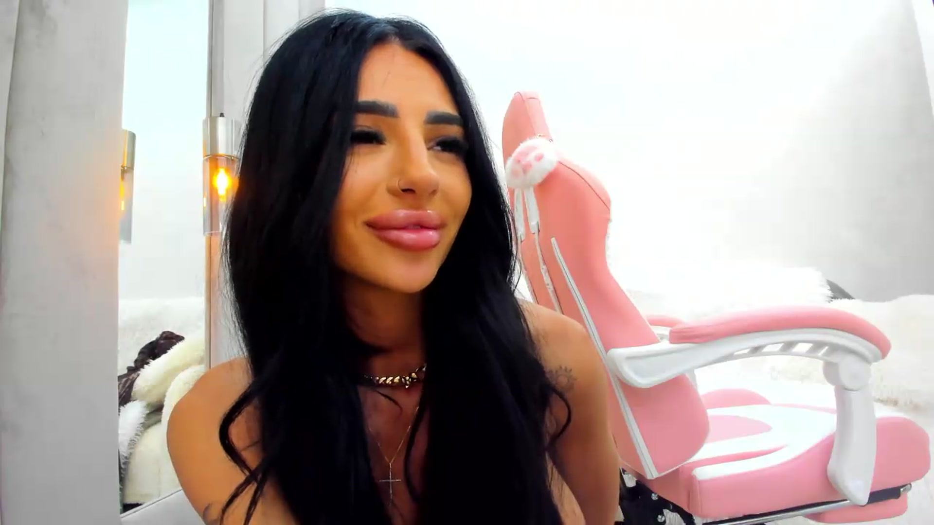 Gallery image thumbnail from Britney_Charm's myfreecams stream on, 05/30/2026, 11:38 image 11 of 20