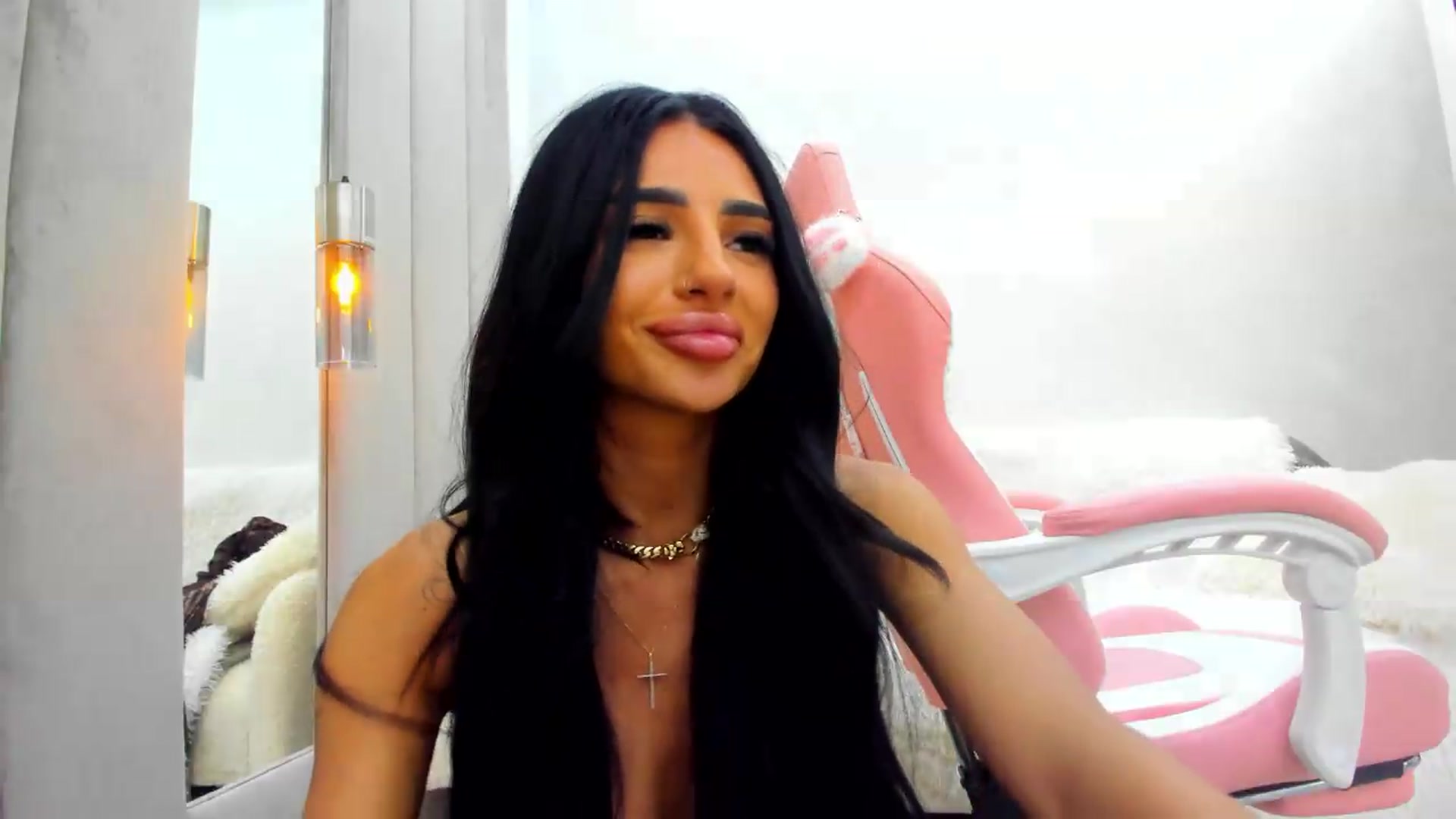 Gallery image thumbnail from Britney_Charm's myfreecams stream on, 05/30/2026, 11:38 image 5 of 20