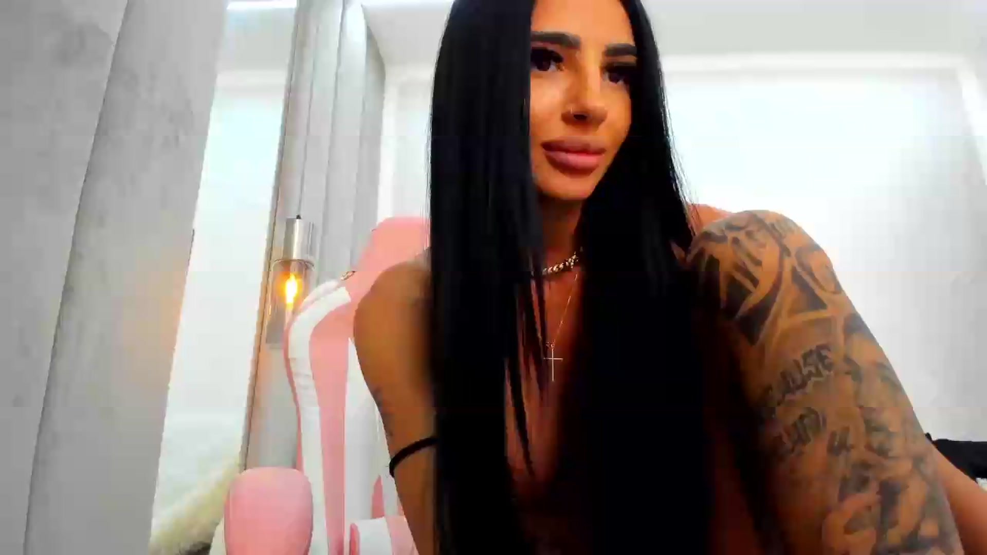 Gallery image thumbnail from Britney_Charm's myfreecams stream on, 06/20/2026, 10:57 image 16 of 20