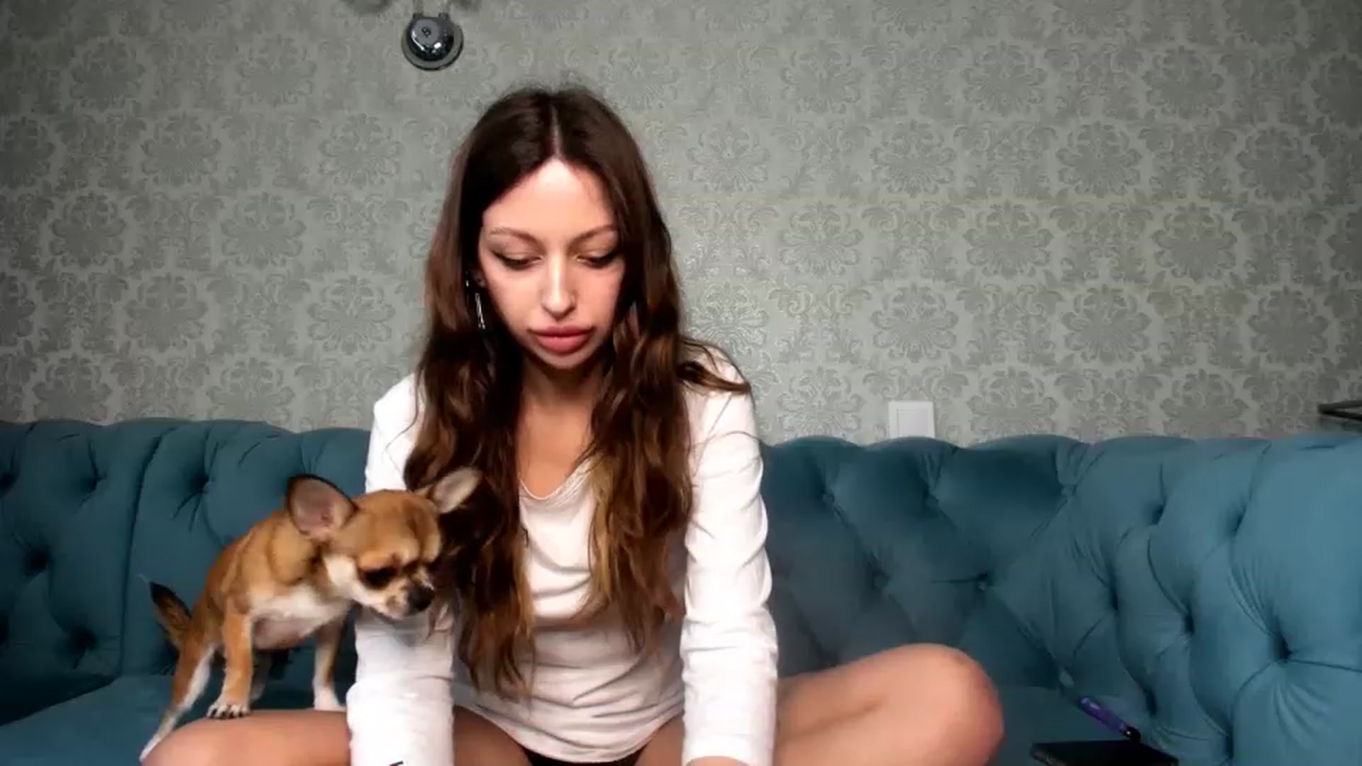 Gallery image thumbnail from Britney_Johns's myfreecams stream on, 12/12/2022, 12:20 image 9 of 20