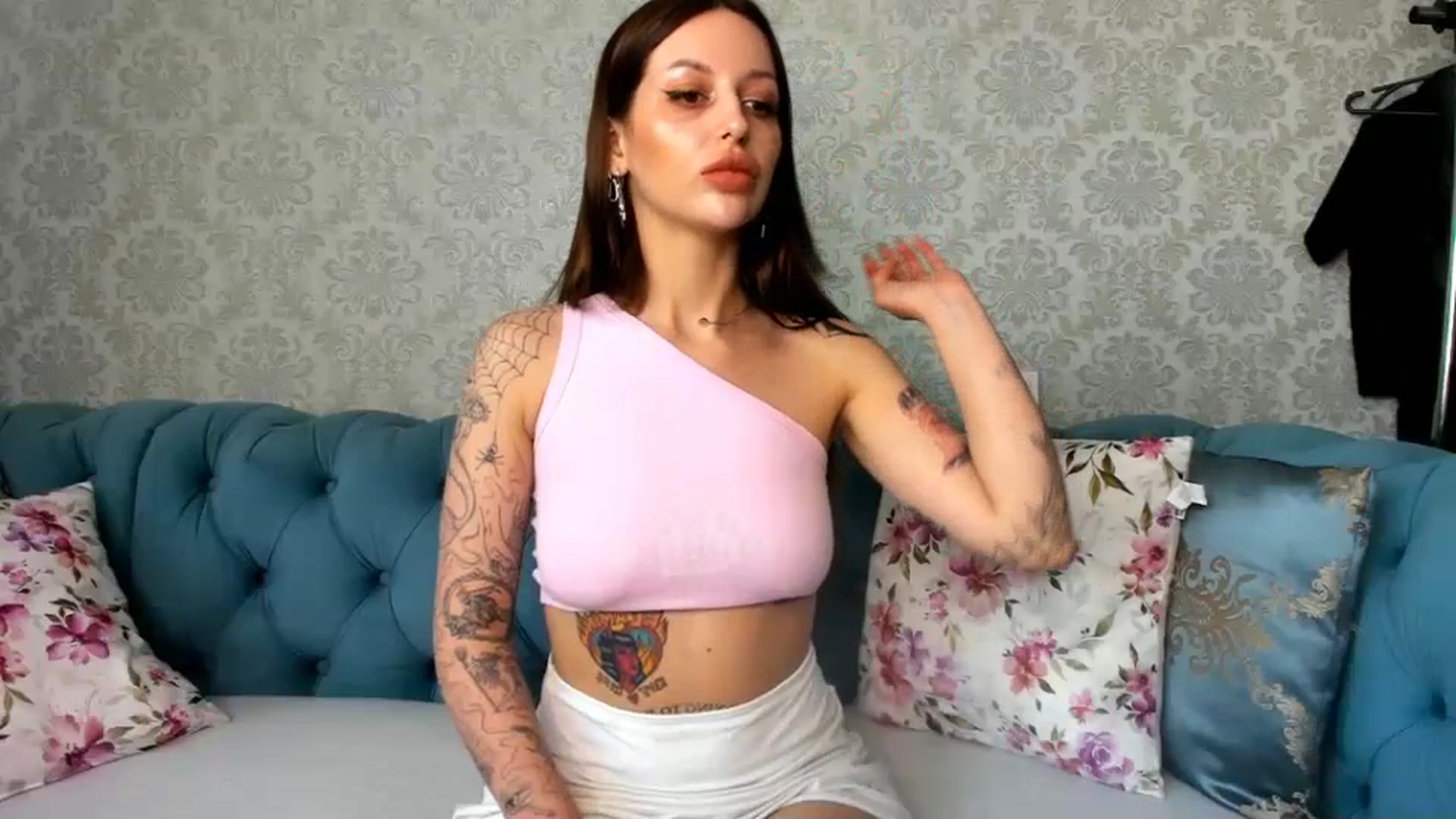 Gallery image thumbnail from Britney_Johns's myfreecams stream on, 05/08/2024, 11:29 image 6 of 20