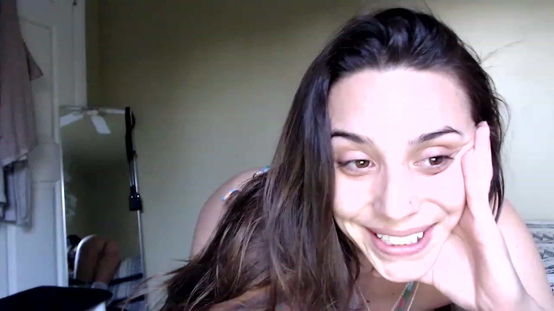 Gallery image thumbnail from BrittaniJade_'s myfreecams stream on, 11/19/2022, 24:29 image 11 of 20