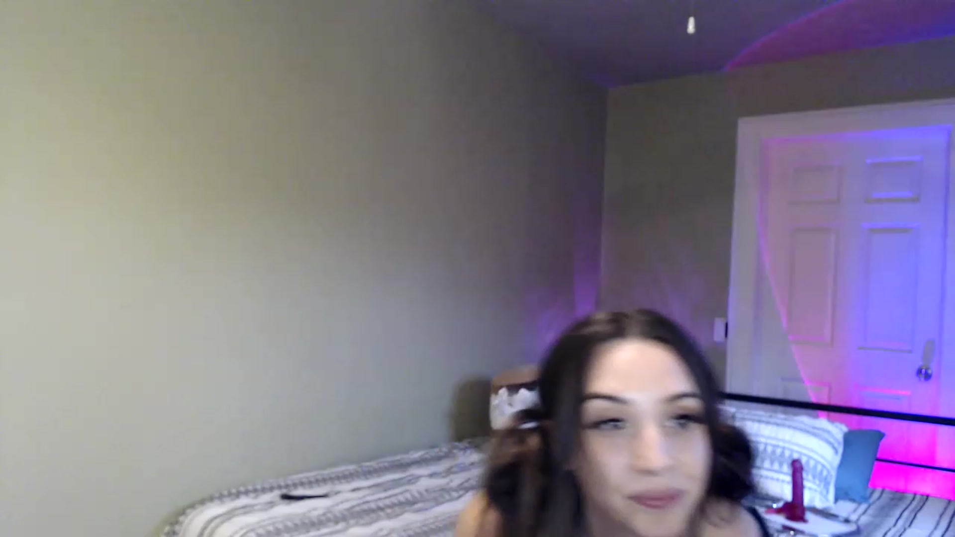 Gallery image thumbnail from BrittaniJade_'s myfreecams stream on, 11/28/2022, 24:51 image 5 of 20