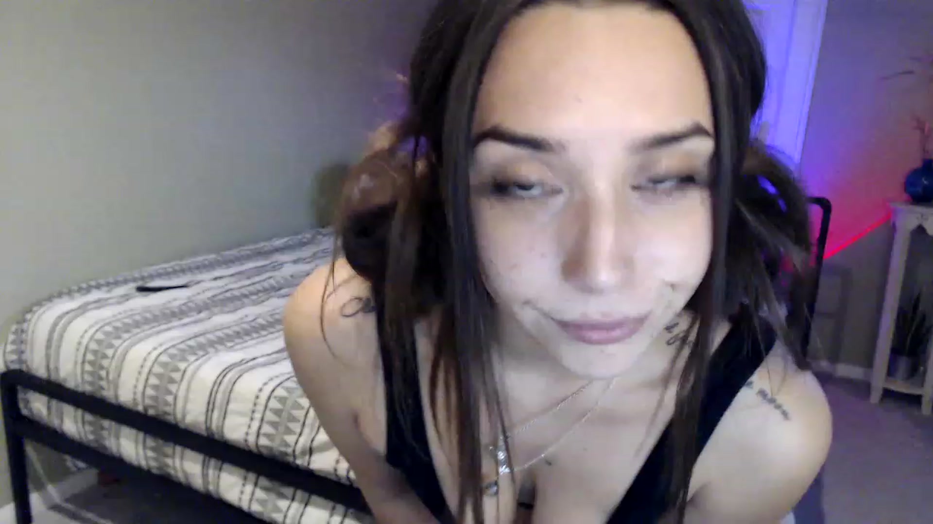 Gallery image thumbnail from BrittaniJade_'s myfreecams stream on, 11/28/2022, 24:51 image 9 of 20