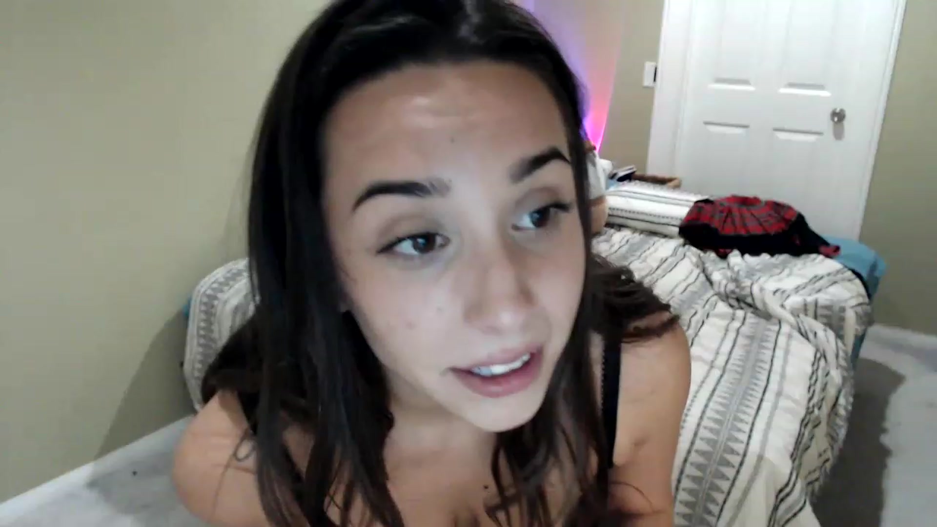 Gallery image thumbnail from BrittaniJade_'s myfreecams stream on, 12/06/2022, 03:36 image 15 of 20