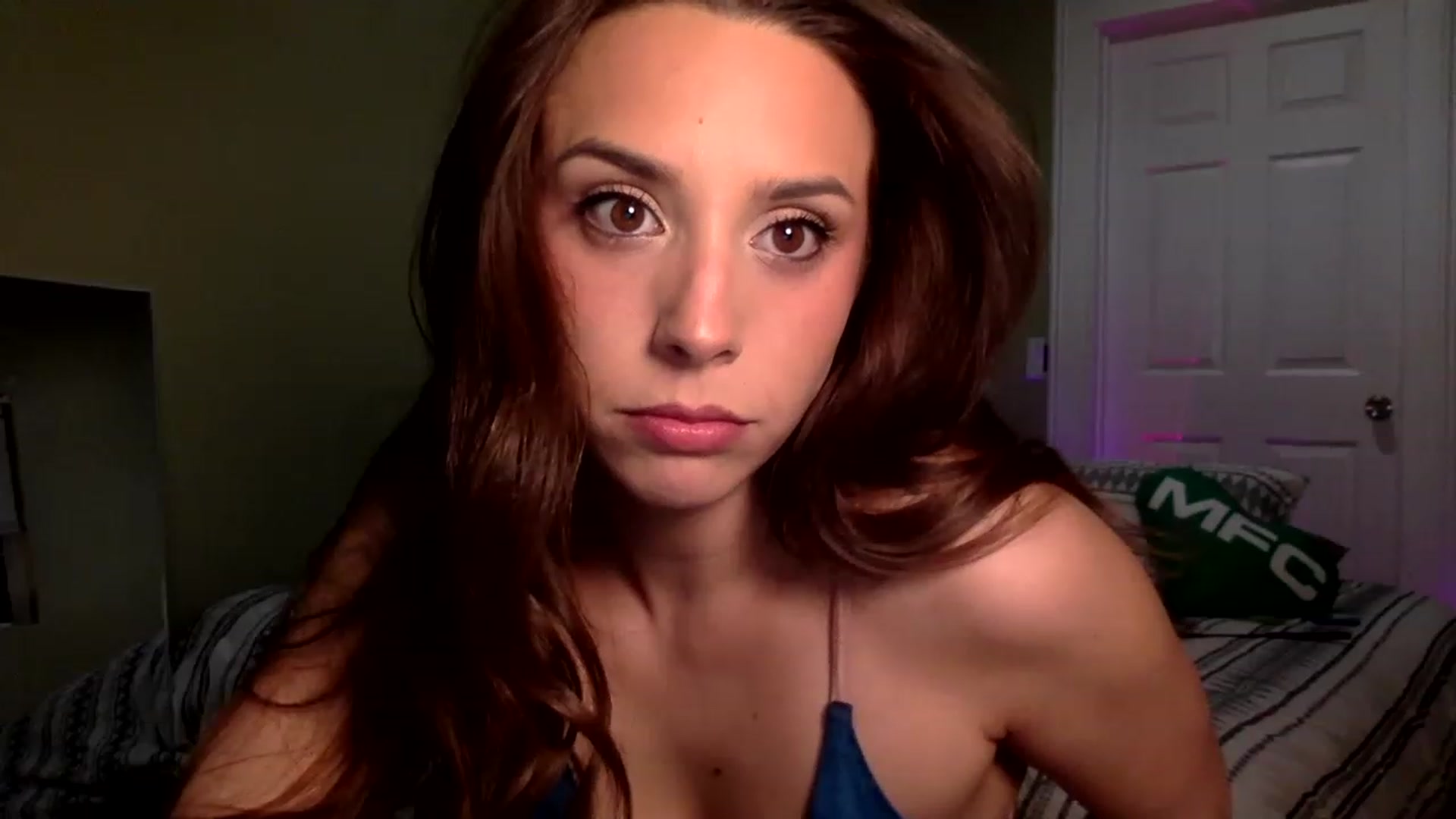 Gallery image thumbnail from BrittaniJade_'s myfreecams stream on, 01/13/2023, 04:59 image 7 of 20