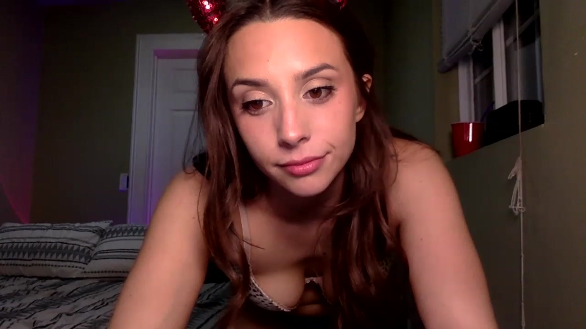 Gallery image thumbnail from BrittaniJade_'s myfreecams stream on, 01/13/2023, 04:59 image 14 of 20