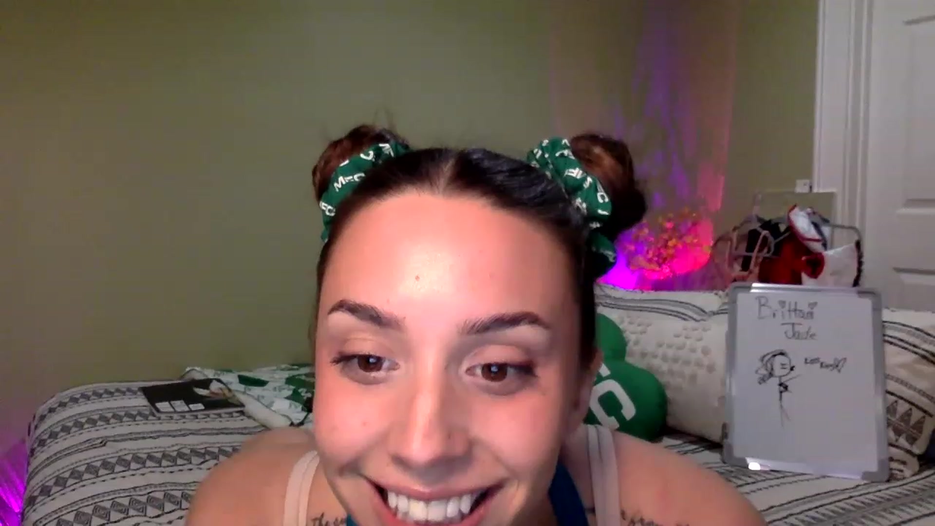 Gallery image thumbnail from BrittaniJade_'s myfreecams stream on, 01/23/2023, 01:52 image 6 of 20