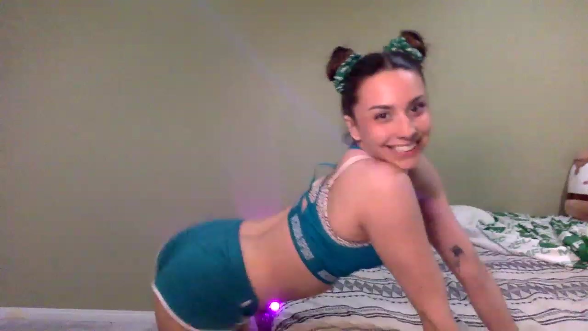 Gallery image thumbnail from BrittaniJade_'s myfreecams stream on, 01/23/2023, 03:51 image 14 of 20