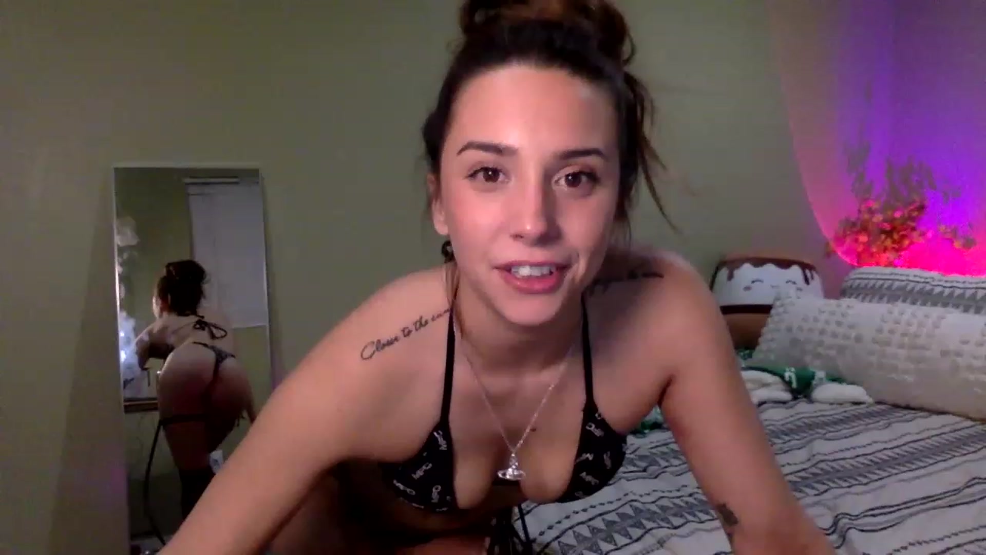 Gallery image thumbnail from BrittaniJade_'s myfreecams stream on, 01/26/2023, 07:15 image 10 of 20