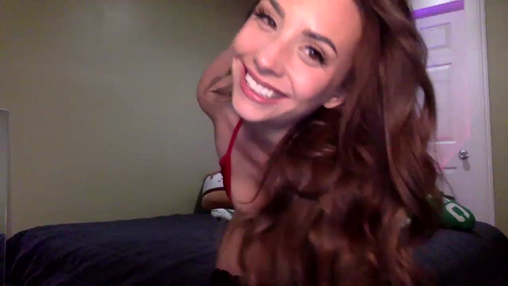 Gallery image thumbnail from BrittaniJade_'s myfreecams stream on, 02/06/2023, 07:55 image 7 of 20