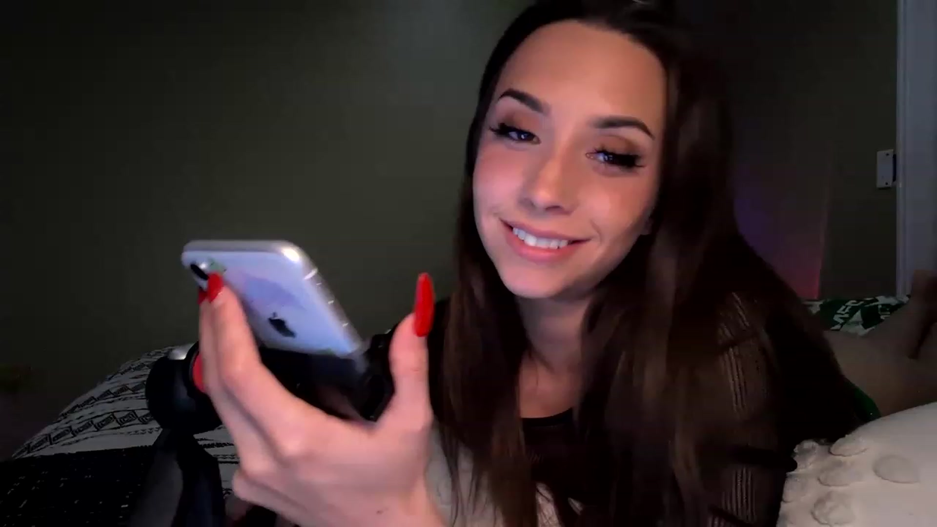 Gallery image thumbnail from BrittaniJade_'s myfreecams stream on, 02/11/2023, 03:23 image 11 of 20