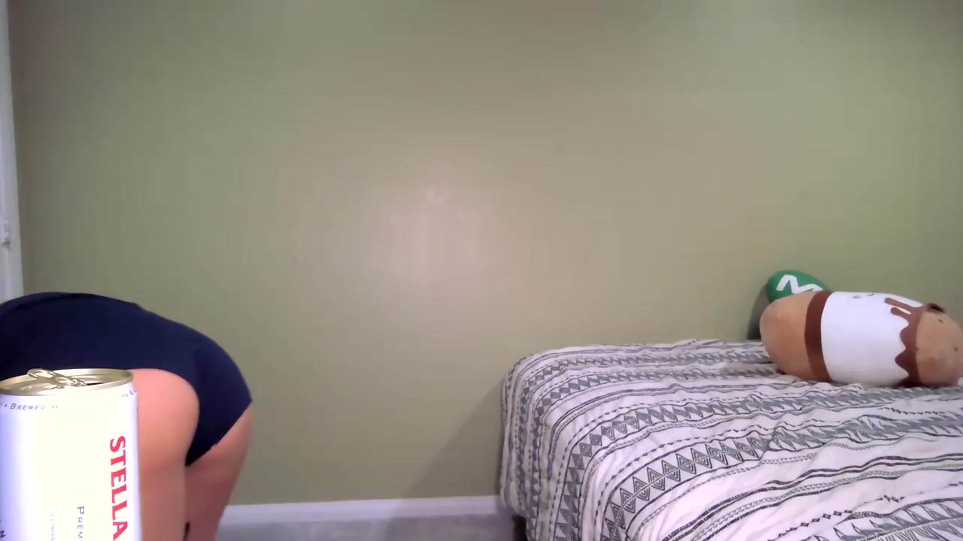 Gallery image thumbnail from BrittaniJade_'s myfreecams stream on, 02/23/2023, 05:06 image 16 of 20