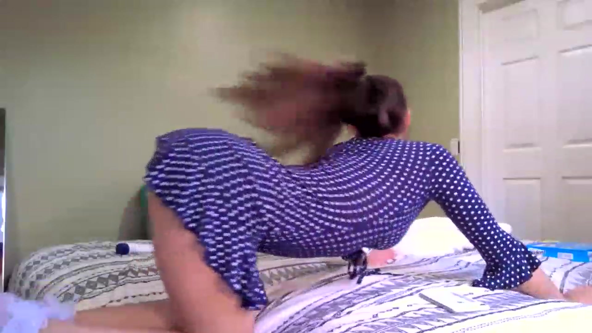 Gallery image thumbnail from BrittaniJade_'s myfreecams stream on, 02/24/2023, 01:35 image 10 of 20