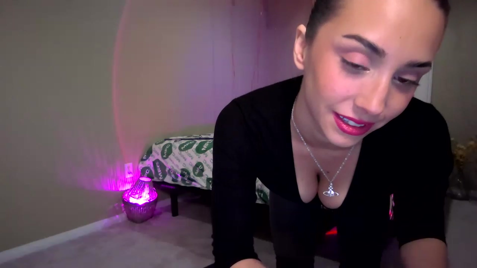 Gallery image thumbnail from BrittaniJade_'s myfreecams stream on, 02/27/2023, 04:36 image 15 of 20