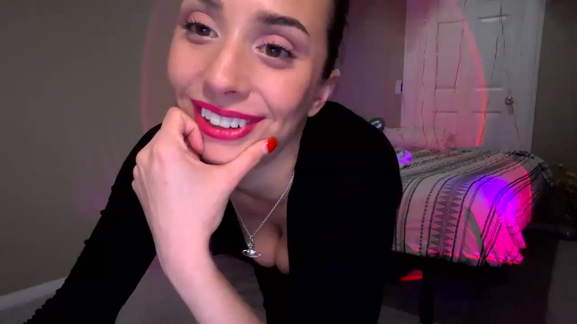 Gallery image thumbnail from BrittaniJade_'s myfreecams stream on, 02/27/2023, 06:00 image 17 of 20