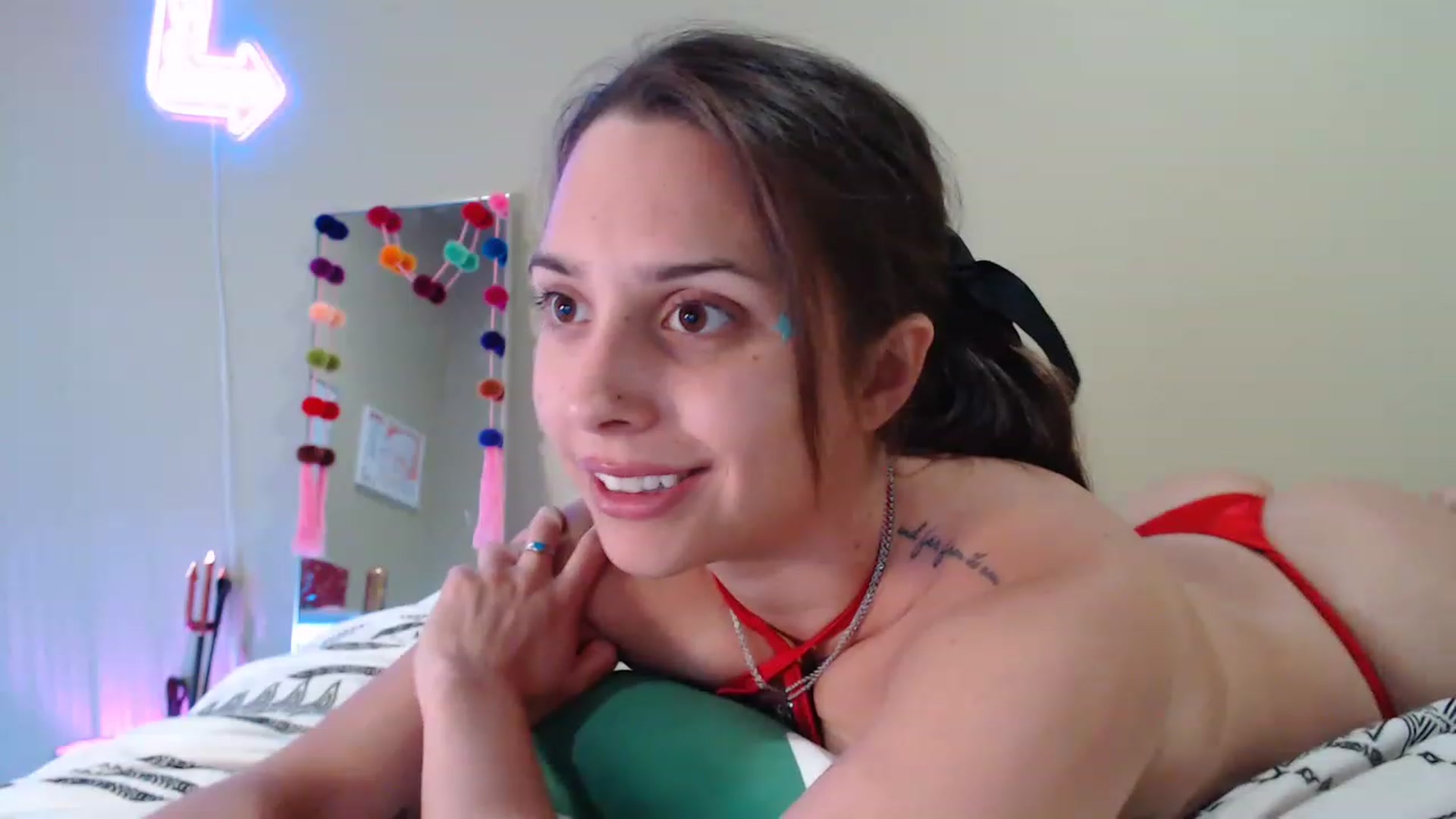 Gallery image thumbnail from BrittaniJade_'s myfreecams stream on, 04/24/2023, 03:41 image 15 of 20