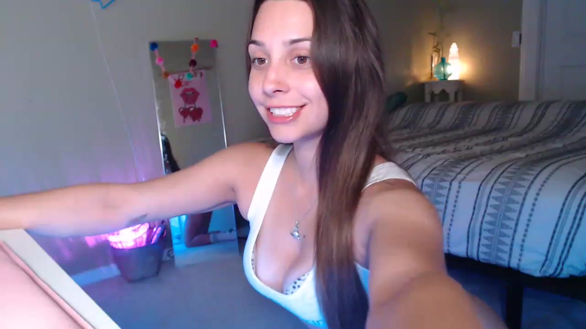Gallery image thumbnail from BrittaniJade_'s myfreecams stream on, 04/25/2023, 04:30 image 20 of 20